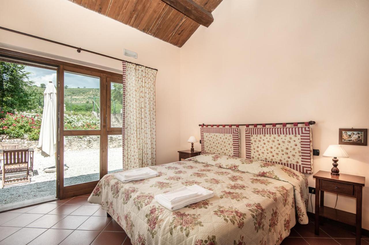 Agriturismo Il Casalino 스폴레토 외부 사진